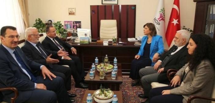 AK Parti HDP ile neden görüştü? Açıklama geldi!