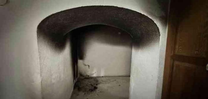 7 yaşındaki çocuk camiyi ateşe verdi, müezzinin dikkati camiyi yanmaktan kurtardı