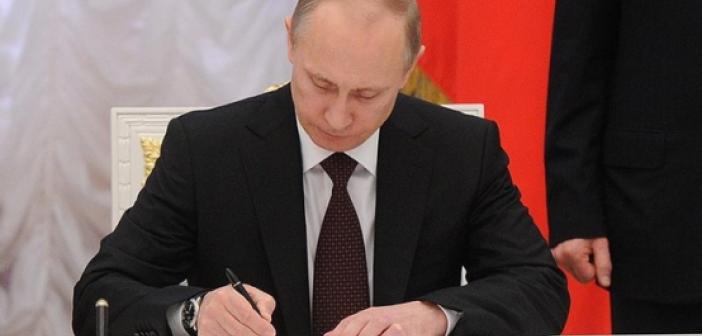Putin LGBT sapkınlığı propagandasına karşı yasayı onayladı