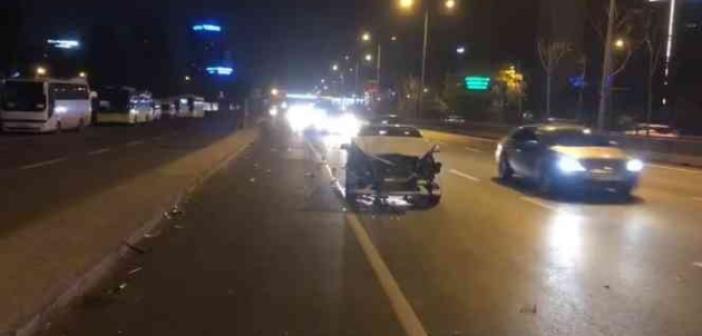 Kadıköy D-100 Kara Yolu’nda 2 araç çarpıştı