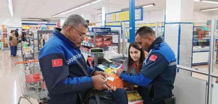Ortaca’da iki zincir markete idari işlem