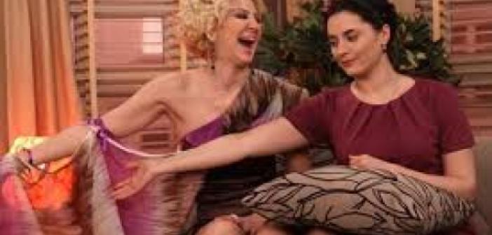 Doğu Demirkol İle Alelade Show Hande Katipoğlu kimdir, nerelidir? Kaç yaşında? Hande Katipoğlu kiminle evli çocuğu var mı?