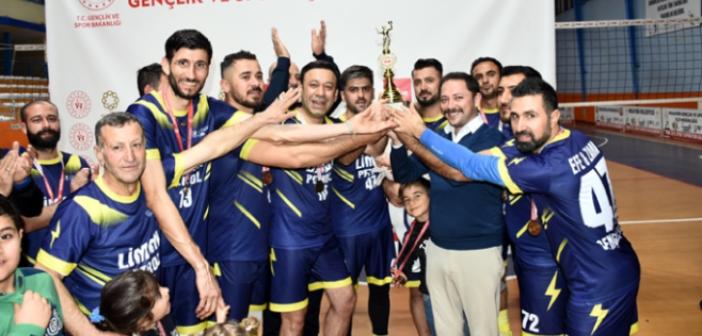 Kurumlar Arası Voleybol Turnuvası sona erdi