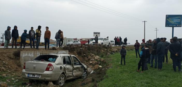 Köy Yolunda feci kaza: 2'si ağır 5 yaralı