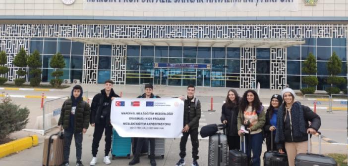Nusaybin'in Liseli Gençleri Avrupa Yolunda