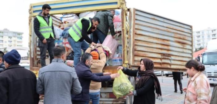 Kızıltepe'den deprem bölgesine 191 araç yardım malzemesi gönderildi