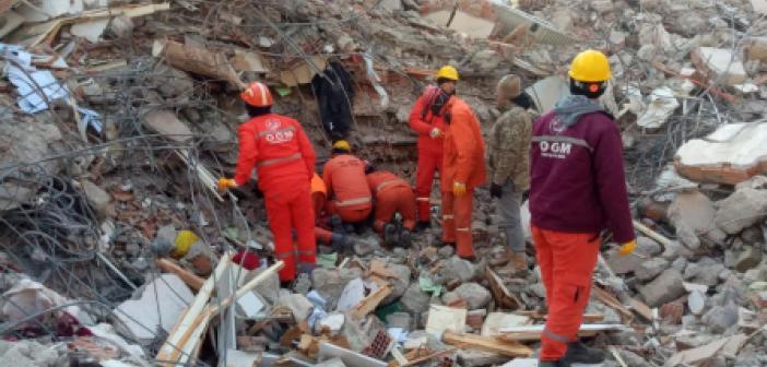 Mardinli Ormancılar Deprem Bölgesinde iş başında