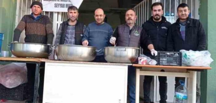Kırşehir’in gönüllü seyyar mutfak ekibi Hatay’da çalışmalarını sürdürüyor