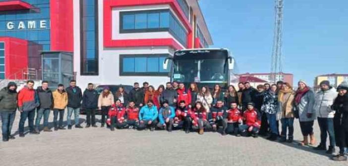 Kars’tan deprem bölgesine sağlık ekibi desteği