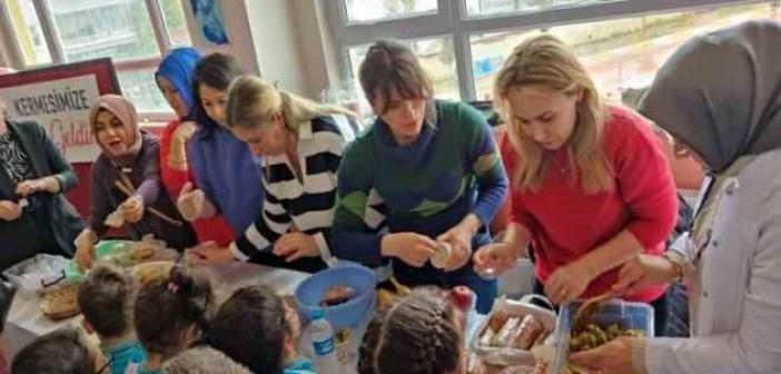 Samsun’daki okuldan depremzedeler için hayır etkinliği