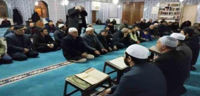 Varto’da Berat Kandili programı yoğun ilgi gördü