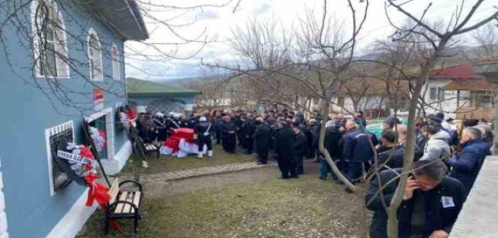 Kalbine yenik düşen komiser yardımcısı son yolculuğuna uğurlandı