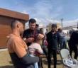 Sultanbeylili berberler afet bölgesinde depremzedeleri ücretsiz tıraş ediyor