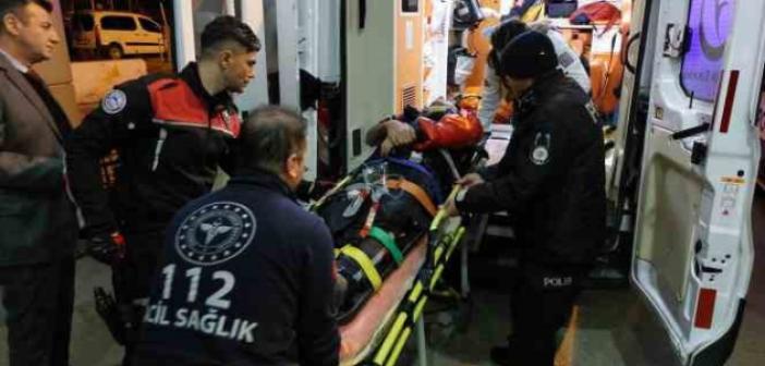 Samsun’da Yunus polisi kaza yaptı: 1’i polis 3 yaralı
