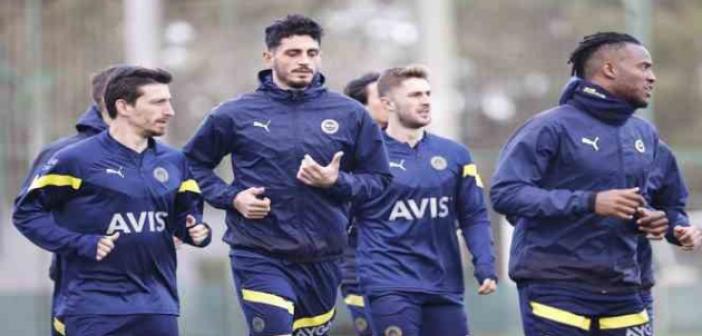 Fenerbahçe, Sevilla maçı hazırlıklarına başladı