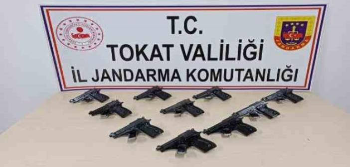 Tokat’ta kaçak silah operasyonu: 10 tabanca ele geçirildi