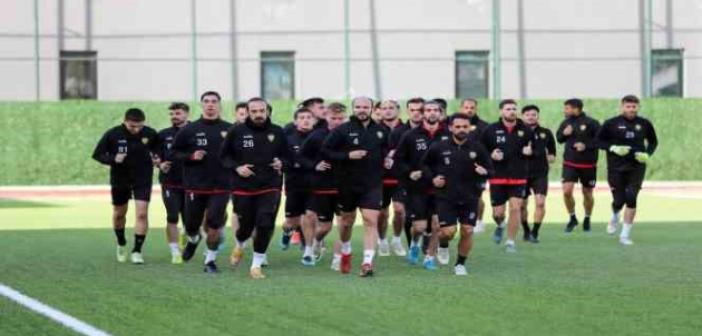 Lider Aliağaspor FK, Çeşme Belediyespor maçına hazırlanıyor
