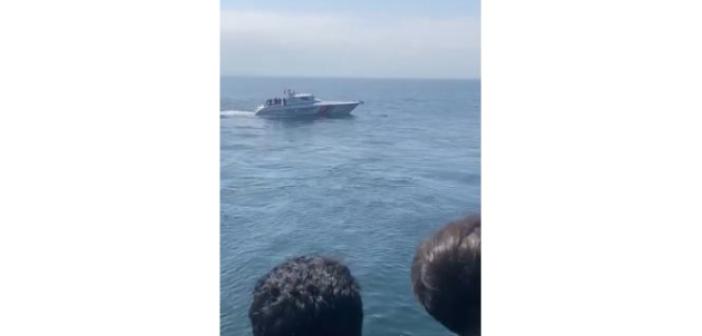 Marmara Denizi’nde feribottan atlayan yolcuyu Sahil Güvenlik kurtardı