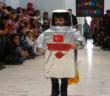 Minik öğrencilerden sıra dışı defile