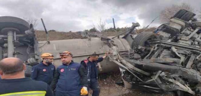 Niğde’de LPG tankeri devrildi: 1 ölü