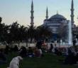 Sultanahmet Meydanı, ramazanın ikinci gününde de doldu