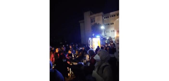 Üsküdar’da Sultan Abdülhamid Han Eğitim ve Araştırma Hastanesinin çatı katında yangın çıktı, hastaların tahliyesi sürüyor