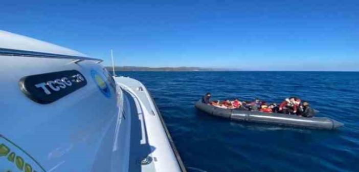 Ayvacık açıklarında Yunan unsurlarınca ölüme terk edilen 19 göçmen kurtarıldı