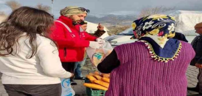 Merkezefendi’den deprem bölgesine günlük 2 bin ekmek ulaştırılıyor