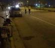 Seyir halindeki araç, motosiklete çarpıp yola savurdu: 2 ağır yaralı