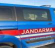 Demir hırsızları jandarmadan kaçamadı