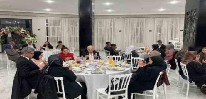 Burdurlu gazi ve şehit aileleri iftarda buluştu