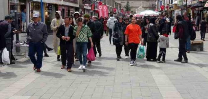 Yozgat’ta çarşı ve pazarda bayram yoğunluğu yaşanıyor