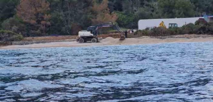 Bodrum’da denize dökülen kum kaldırılıyor, beton bloklar için talimat verildi