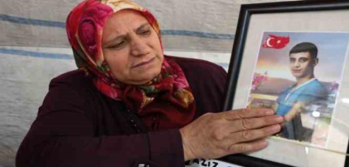 Evlat nöbetindeki Güzide Demir: “Ben oğlumu HDP’den istiyorum”