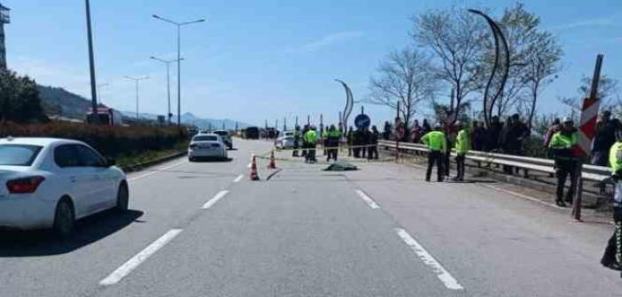 Giresun sahil yolunda otomobilin çarptığı yaya hayatını kaybetti