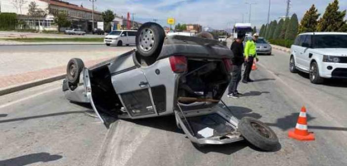 Karaman’da takla atan otomobilin sürücüsü yaralandı