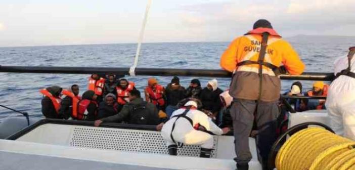 Yunan unsurlarınca ölüme terk edilen 50 kaçak göçmen kurtarıldı