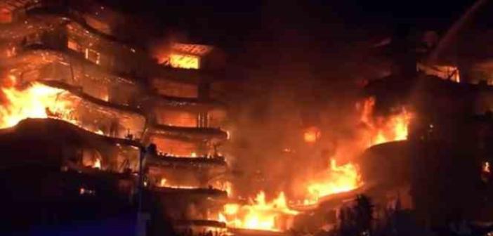 İzmir’deki büyük yangın için helikopterler havalandı