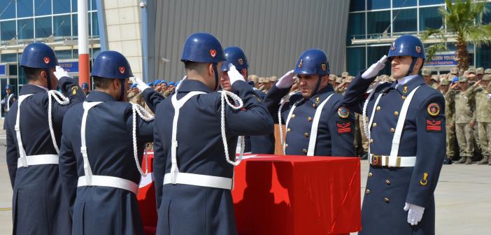 Mardin’de şehit asker için tören düzenlendi