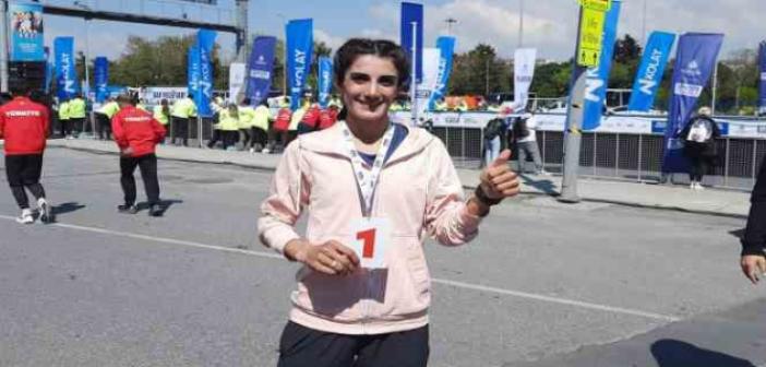 Depreme kampta yakalanan Yayla Gönen yarı maratonda birinci oldu