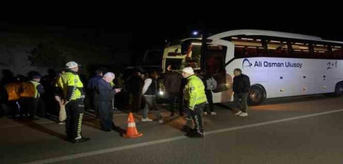 Sinop’ta yolcu otobüsü devrildi: 9 yaralı