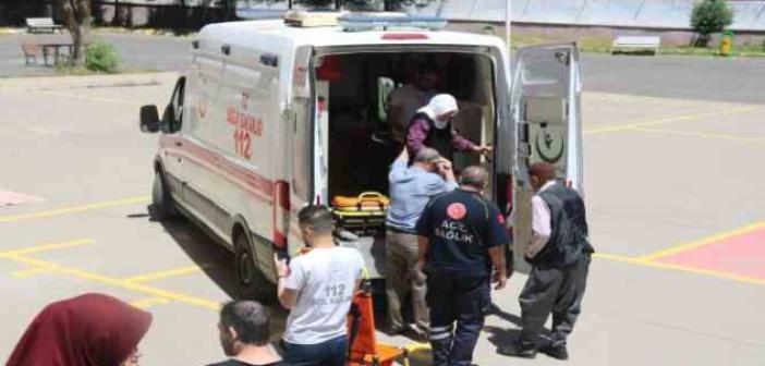 Diyarbakır’da bazı vatandaşlar ambulans ve evde bakım hizmetleri ekibinin desteğiyle sandık başına gitti