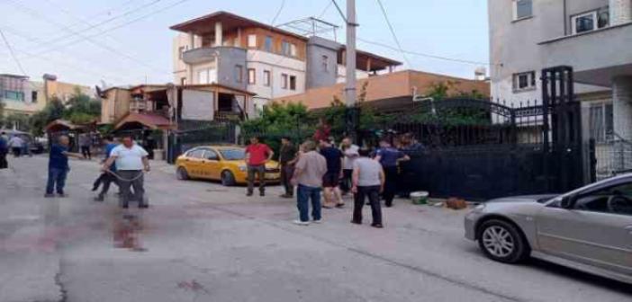 Adana’da cinnet getiren koca dehşet saçtı: 1 ölü, 3 yaralı