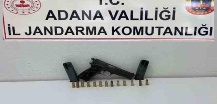 Adana’da jandarma ekipleri uygulama yaptı, aranan 27 şahıs yakalandı