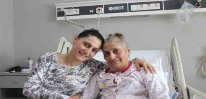İzmir’de hastanede unutulmaz Anneler Günü