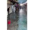 İzmir’i yine sağanak vurdu