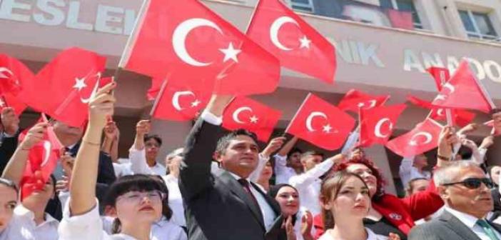 İzmir’in ilçelerinde 19 Mayıs coşkusu