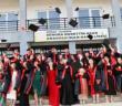 AK Partili başkandan öğrencilere mezuniyet jesti