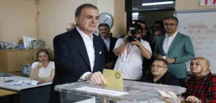 AK Parti Sözcüsü Çelik: "Türkiye bir kere daha büyük bir demokrasi sınavını bütün gücünü göstererek veriyor"