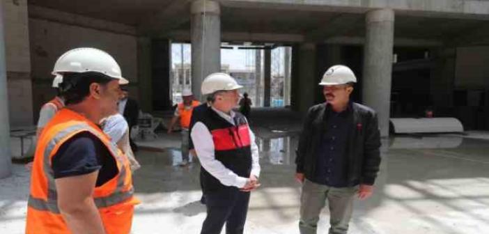 Şahinbey millet kütüphanesi hızla yükseliyor